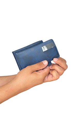 Premium Serisi Özel Kutulu Lüks Deri Yatay Cüzdan Kemer ve Bileklik Erkek Seti