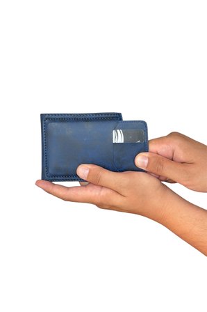 Premium Serisi Özel Kutulu Lüks Deri Yatay Cüzdan Kemer ve Bileklik Erkek Seti