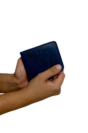 Premium Serisi Lüks Deri Classic Crazy Deri Cüzdan Kartlık Kemer Ve Çakmak Seti