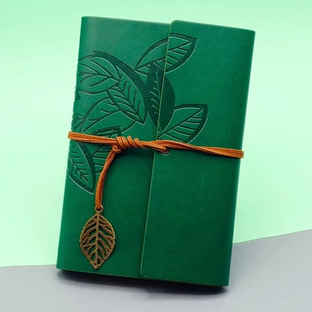 Defter Yeşil Deri Kapaklı Yaprak Desenli