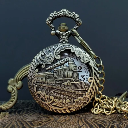 4.5 Cm Metal Tren Tasarımlı Köstekli Saat