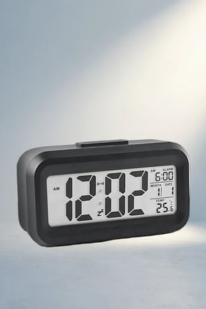 Modern Dijital Masa Saati 4,3X15,1 Cm Alarmlı Led Ekran
