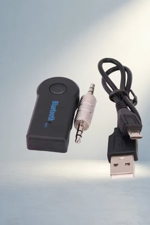 Pratik Bluetooth Araç Kiti Aux Çıkışlı Tüm Araçlara Uyumlu