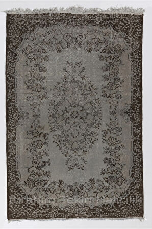 170x250 cm Gri Renkli Madalyon Ve Çiçek Desenli Sade Isparta Halısı