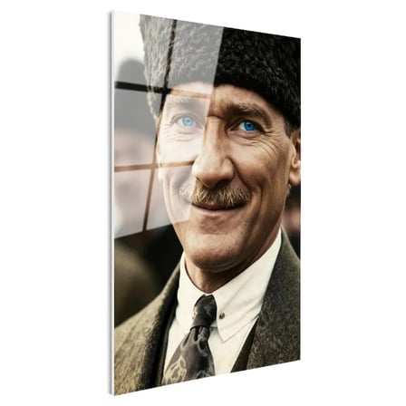 Tamperli Gerçek Cam Tablo Atatürk Kalpaklı Gülümseyen Yüz Atatürk Tablosu Duvar Dekoru