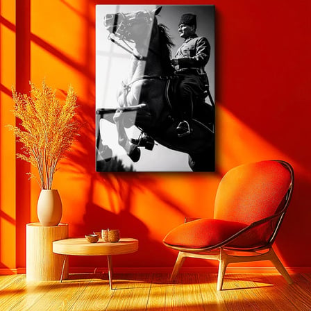Tamperli Gerçek Cam Tablo Atatürk Üniformalı Şahlanan At Atatürk Tablosu Duvar Dekoru