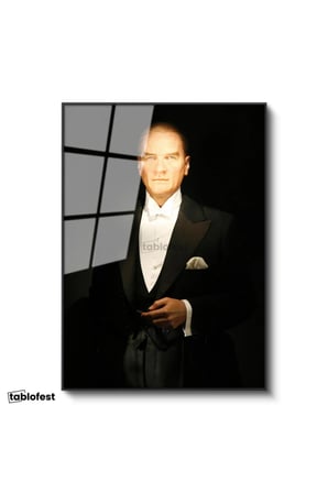 Siyah Renk Metal Çerçeveli Tamperli Cam Tablo Atatürk Siyah Takım Elbise Atatürk Tablosu Duvar Dekoru