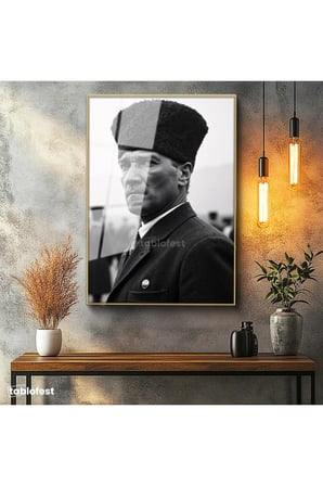 Altın Renk Metal Çerçeveli Tamperli Cam Tablo Atatürk Kalpaklı Cephe Bakış Atatürk Tablosu Duvar Dekoru