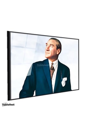 Siyah Renk Metal Çerçeveli Tamperli Cam Tablo Atatürk Bulutlu Fon Portre Atatürk Tablosu Duvar Dekoru