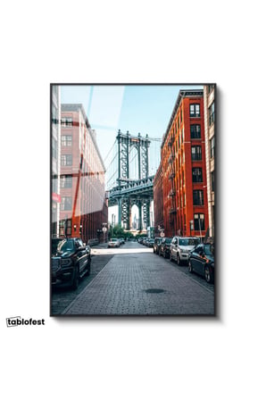 Siyah Renk Metal Çerçeveli Tamperli Cam Tablo New York Köprüsü ve Tuğla Binalar Şehir Mimari Tablo Duvar Dekoru