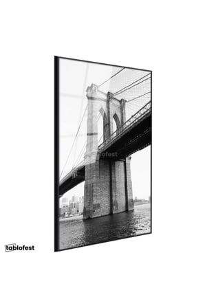 Siyah Renk Metal Çerçeveli Tamperli Cam Tablo New York Brooklyn Köprüsü Kemerleri Şehir Mimari Tablo Duvar Dekoru