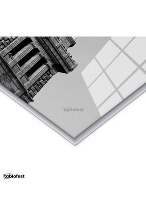 Gümüş Renk Metal Çerçeveli Tamperli Cam Tablo Özgürlük Heykeli ve Kaide Şehir Mimari Tablo Duvar Dekoru
