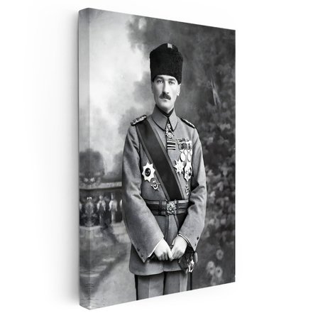 Dikey Kanvas Tablo Atatürk Madalyalı Mareşal Atatürk Tablosu Ev Ofis Duvar Dekoru