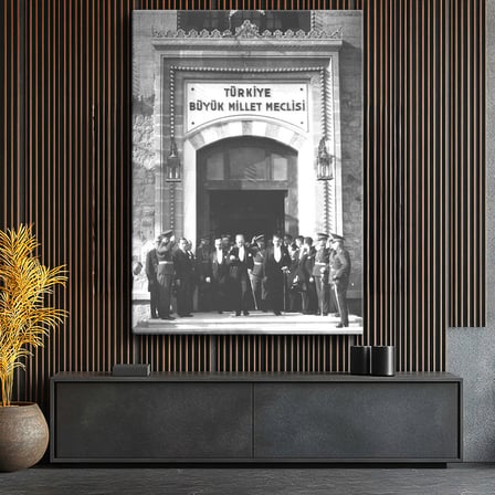 Dikey Kanvas Tablo TBMM Binası Önü Heyet Atatürk Tablosu Ev Ofis Duvar Dekoru