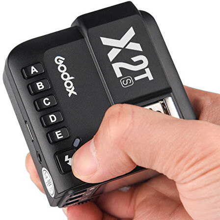 Godox V1 Pro Sony Flaş Full Set (Flaş, X2 Tetikleyici, 15x20 Softbox, Tripod)