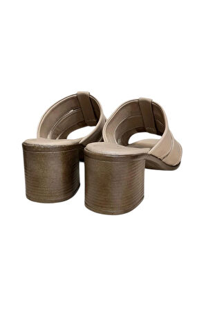 Bej Hakiki Deri Bant Detaylı Topuklu Comfort Taban Terlik