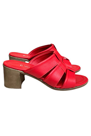 Kırmızı Hakiki Deri Bant Detaylı Topuklu Comfort Taban Terlik