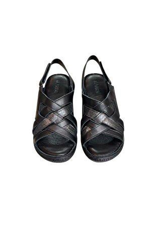 Siyah Hakiki Deri Çapraz Bantlı Puf Taban Hafif Comfort Sandalet