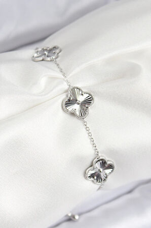 Tegan VIP Pirinç Yonca Model Gümüş Renk Kadın Bileklik TG27BB7782