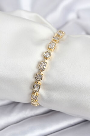 Tegan Pirinç VIP Seri Zirkon Taşlı Gold Renk Kadın Bileklik TG27BB7938