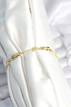 Tegan Pirinç Gold Renk Halley Yıldız Model Kadın Bileklik TG27BB7984