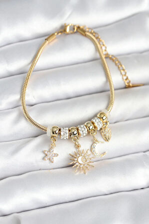 Tegan Pirinç Gold Renk Ay ve Güneş Charmlı Kadın Bileklik TG27BB7997
