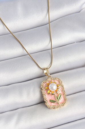 Tegan 316L Çelik Gold Renk Zincir Pembe Mineli İncli Papatya Model Portre Model Kadın Kolye TG27BKO10197