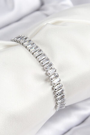 Pirinç Zirkon Taşlı Su Yolu Model Gümüş Renk Asansörlü Kadın Bileklik - TJ-BB7748