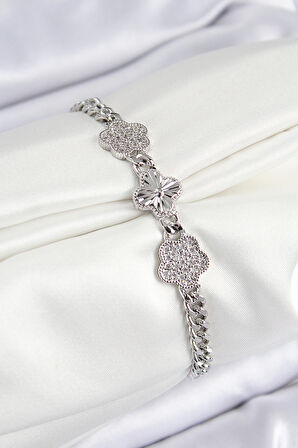 Pirinç Zirkon Taşlı Yonca Model Gümüş Renk Kadın Bileklik - TJ-BB7548