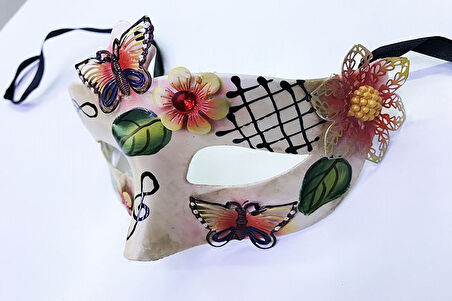 Kelebek ve Çiçek İşlemeli Venedik Maskesi Kırmızı Renk 10x18 cm