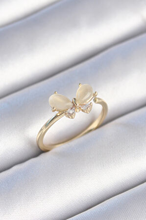 Pirinç Gold Renk Beyaz Mineli Zirkon Taşlı Kelebek Model Kadın Yüzük - TJ-BYK3464