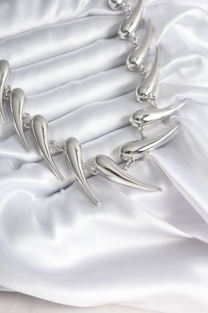 VIP Seri Özel Model Gümüş Renk Kadın Kolye TJ-BKO8236