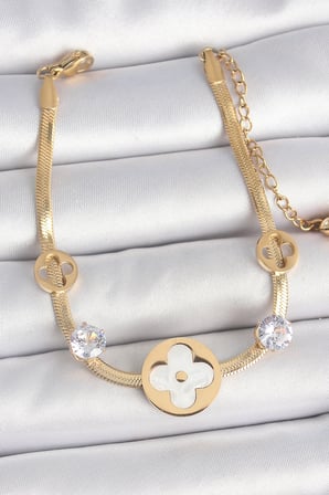 316L Çelik Gold Renk İtalyan Zincir Beyaz Mineli Yonca Model Zirkon Taş Detaylı Kadın Bileklik TJ-BB6954