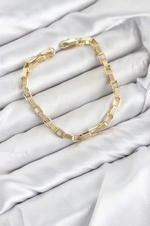CM Kare Halka Model Gold Renk Pirinç Kadın Bileklik TJ-BB8592