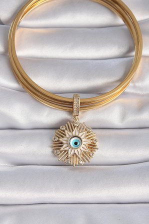 Pirinç Gold Renk Nazar Boncuklu Saçaklı Yıldız Figür Ajda Charm TJ-BC1014