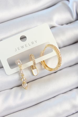 Pirinç Zirkon Taşlı Sallantılı Model Gold Renk 3'lü Çift Kadın Küpe Set TJ-BKP10829