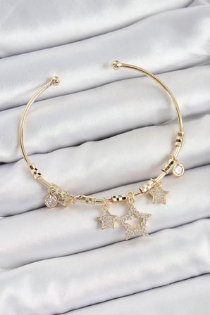 Pirinç Zirkon Taşlı Yıldız Model Gold Renk Charm Bileklik - TJ-BB7352