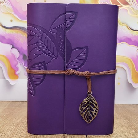 Yaprak Desenli Çizgisiz Deri Defter Mor