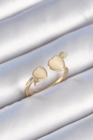 Pirinç Gold Renk Beyaz Mineli Kalp Model Kadın Yüzük TJ-BYK3472