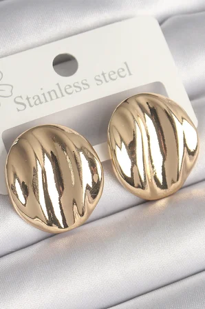 Pirinç Gold Renk İşlemeli Daire Plaka Model Kadın Küpe TJ-BKP10249