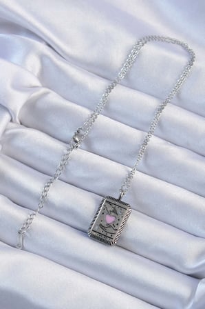316L Çelik Zincir Eskitme Gümüş Renk Pembe Mineli Kalp Figürlü Tarot Kolye TJ-BKO9232