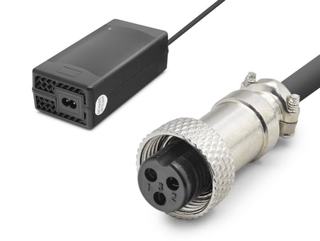 Scooter Adaptörü 29.4V 5A 147W (3 Pin 9 Mm) - Siyah HD8889