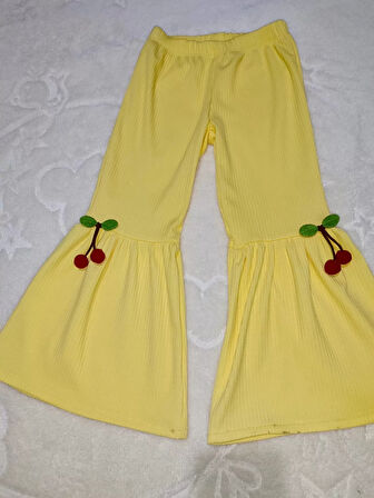 1-2-3-4 Yaş Kiraz Baskılı Tişört İspanyol Paçalı Likralı 2li Kız Çocuk Takımı Sarı