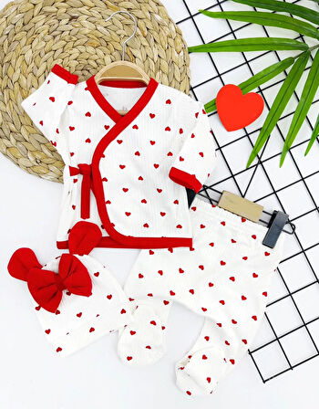 0-3 Ay Piti Kalp Desenli Şapkalı Patikli 3lü Kız Bebek Takımı Ekru