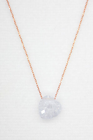 925 Ayar Beyaz Buzlu Kalp Taş Rose Gümüş Kolye (TGK0055)