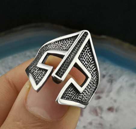 Özel Miğfer Tasarımlı 925 Ayar Gümüş Yüzük