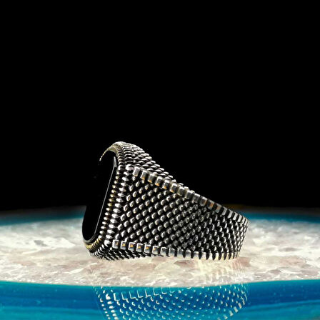 Şık Tasarımlı Siyah Oniks Taşlı 925 Ayar Gümüş Yüzük