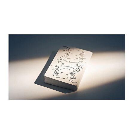 Theory11 Shantell Martin White Oyun Kağıdı Koleksiyonluk iskambil Kartları