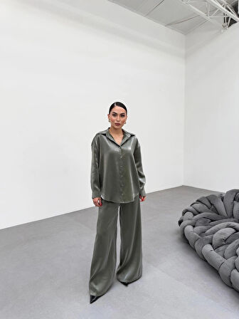 Haki Işıltılı Parlak Saten Gömlek Pantolon Takım