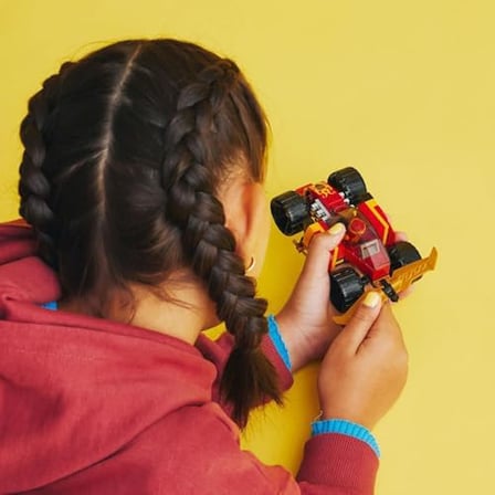 Kai’nin Yarış Arabası EVO 71780 – 6 Yaş ve Üzeri Kız ve Erkek Çocuklar için Yılbaşı Hediyesi Fikri, Oyuncak Araba ve Kai Minifigürü İçeren Yaratıcı Oyuncak Yapım Seti (94 Parça)